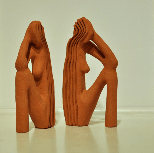 Hug my self - Red Clay