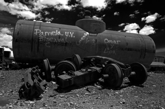 Alessandro Ciapanna DSC_2252_bol_uyuni_train_pamela_DRAMA