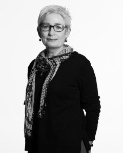 portrait_raewyn_senff